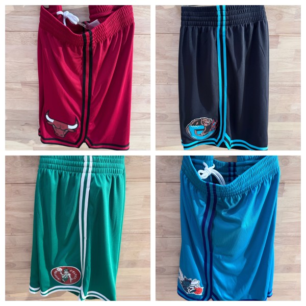 Lot 2 de 4 Short NBA Mitchell and Ness taille XXL